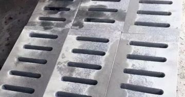 广元 芝麻灰石材沟盖板