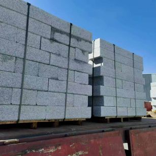 广元 路沿石装车出货