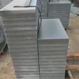 广元 芝麻灰火烧面300*600*50地铺石材