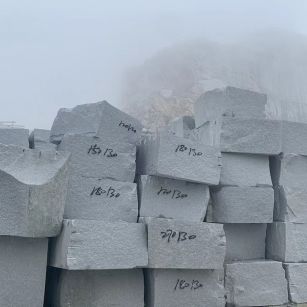 广元芝麻白花岗石