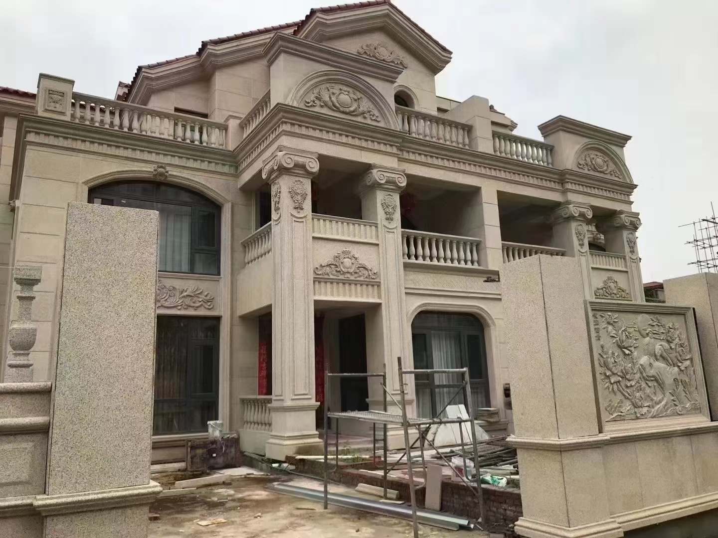 广元黄金麻别墅外墙安装效果