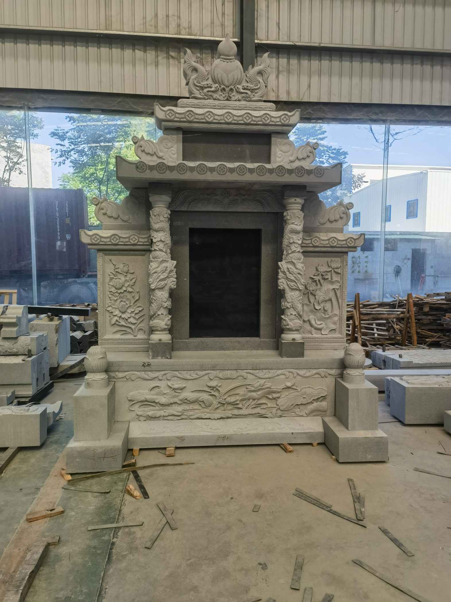 广元 芝麻灰高档墓碑、土墓，一套也支持定做