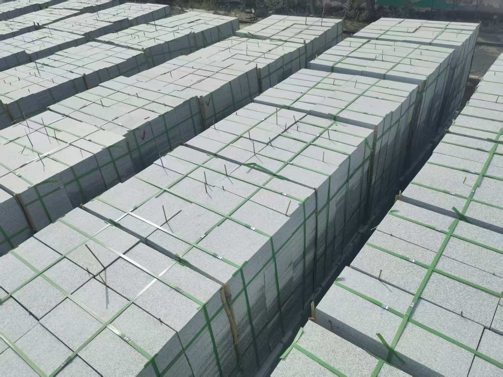 广元 芝麻白1.8公分火烧300*600地铺，清仓大甩卖