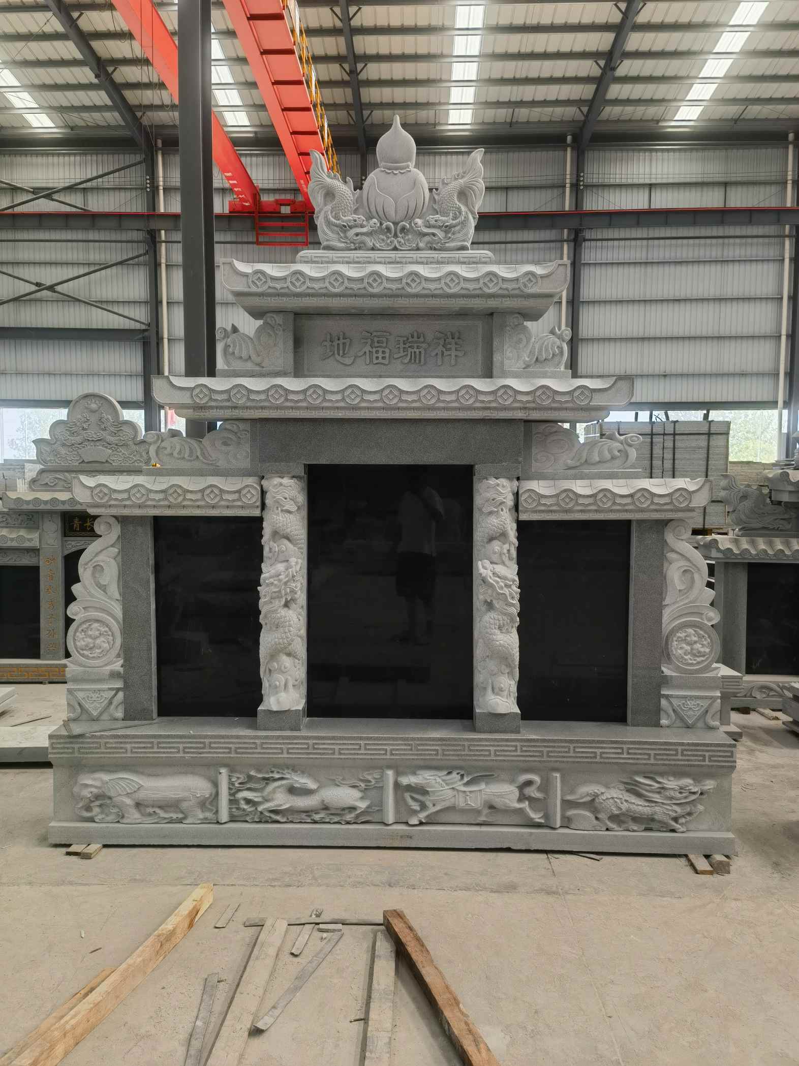 广元 芝麻灰高档墓碑、土墓，一套也支持定做