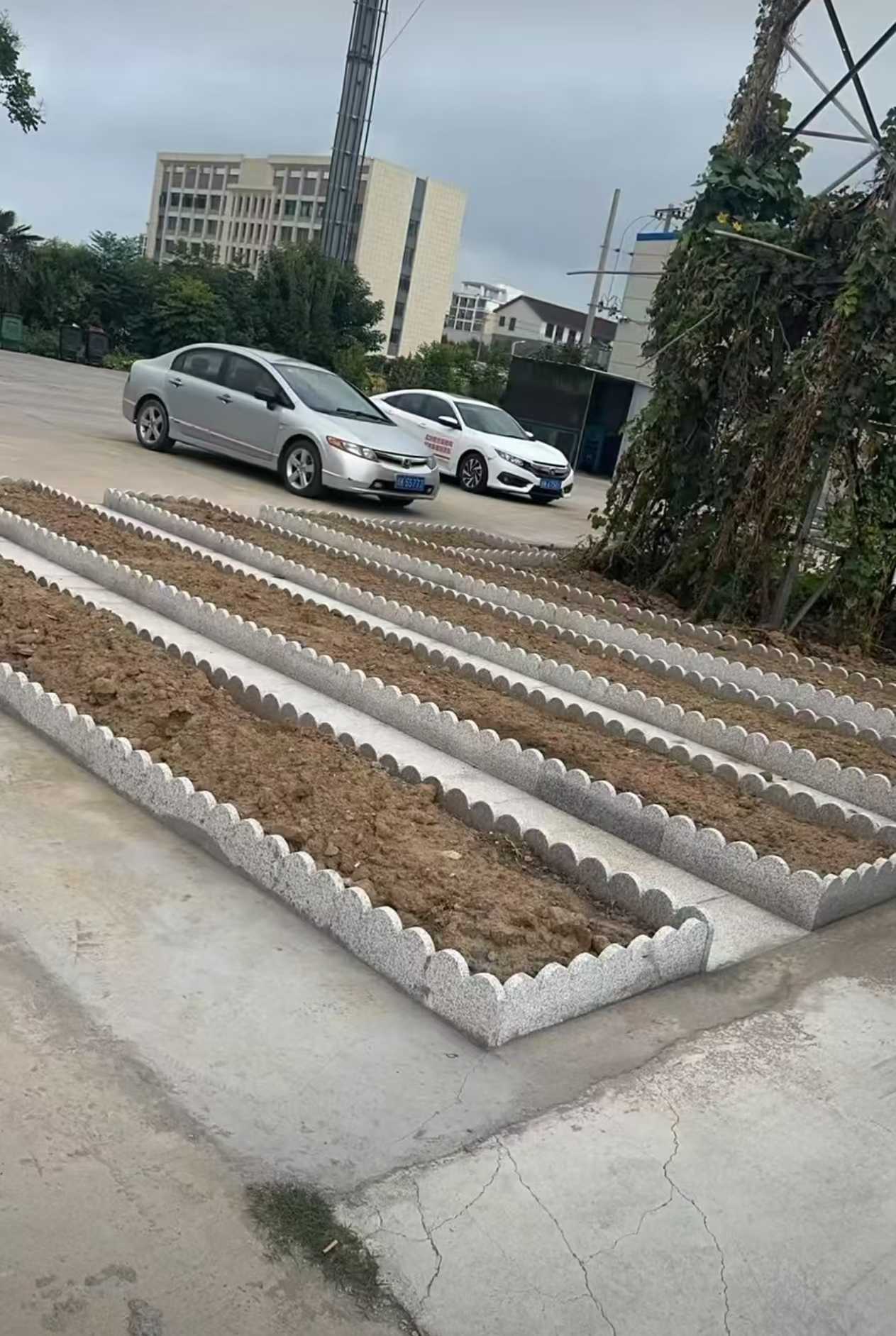 广元 花边石、花围石、花园石安装效果